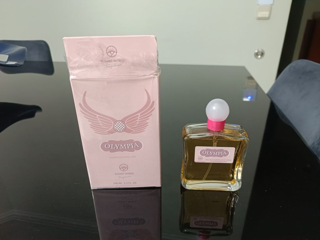 Perfume  OLYMPIA