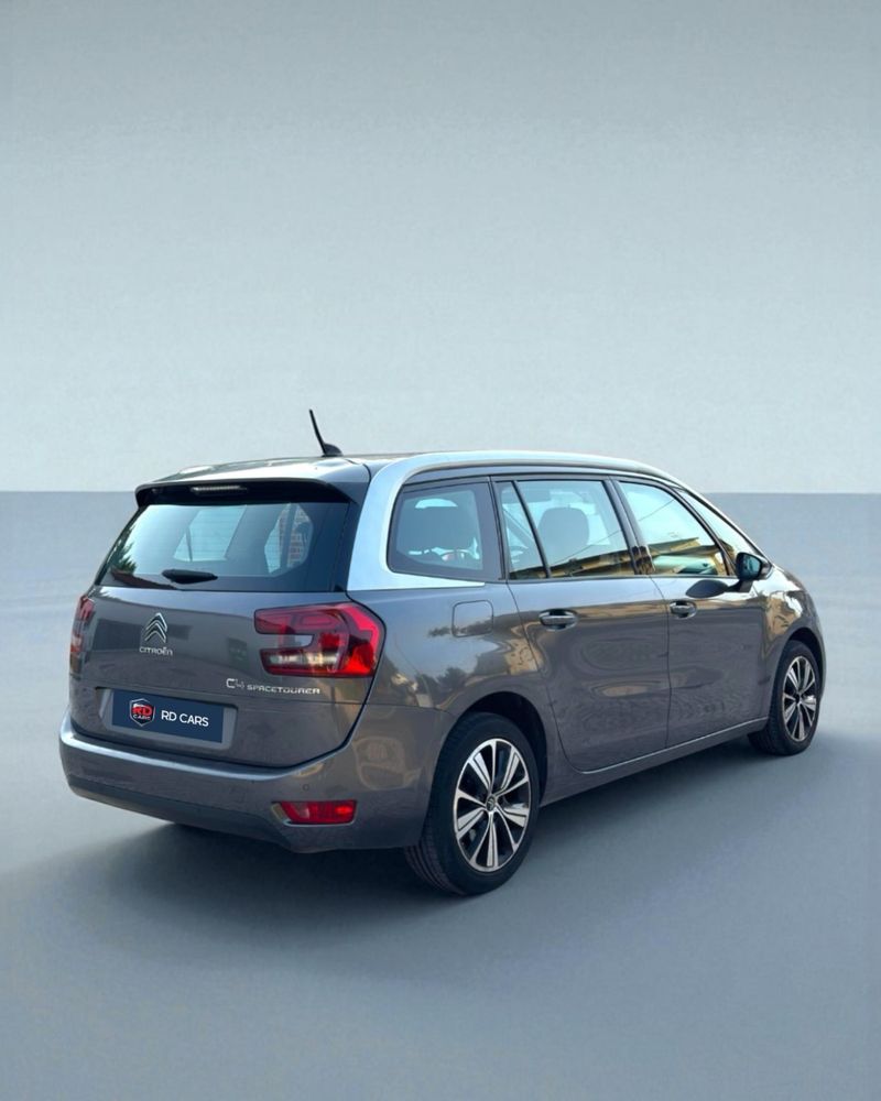 Citroën C4 2018 de 7 lugares Diesel