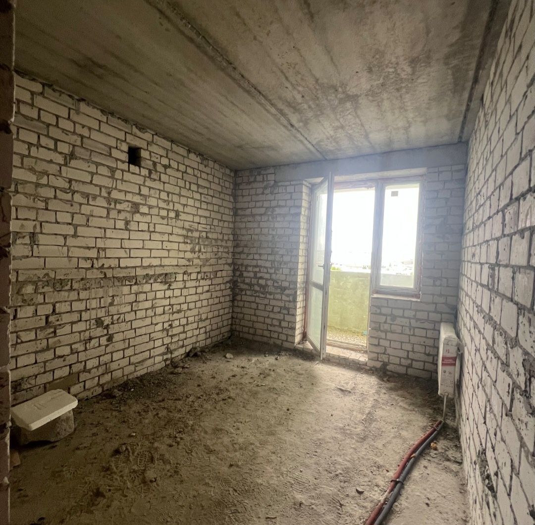 Продам 2х кв.70м2,ЖК Рогатинский, м.Центральный рынок, ул.Клочковская