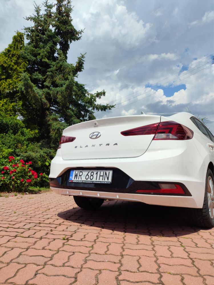 Hyundai elantra 2019r automat