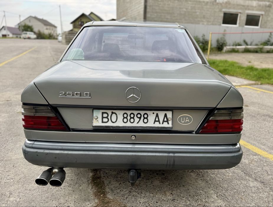 Mercedes W 124 2.5 D E-class