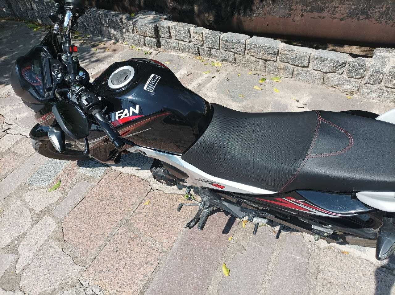 Мотоцикл Lifan kp 150