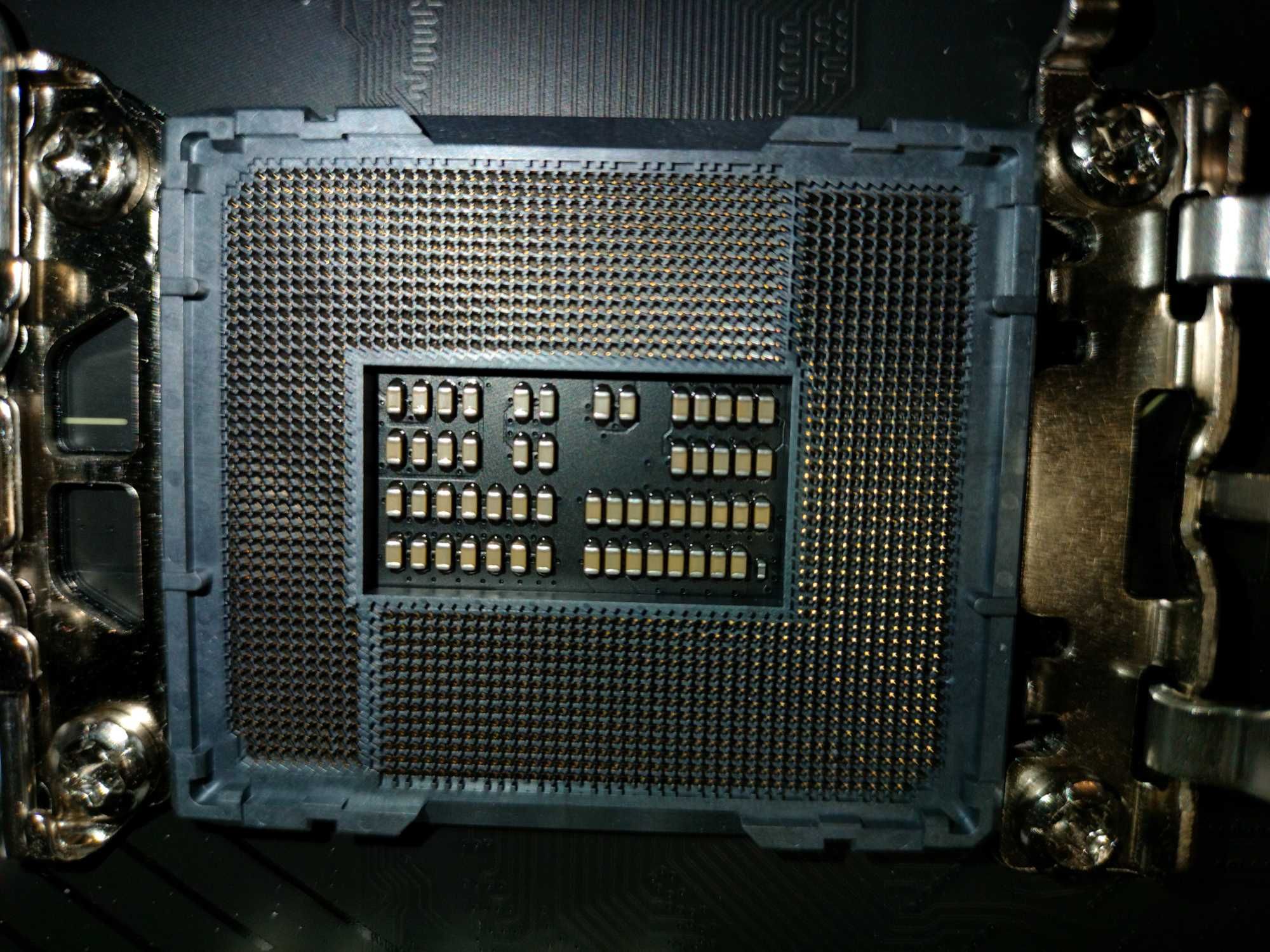Материнська плата MSI PRO Z790-P WIFI/4xDDR5 7000+/МГц/Socket 1700/АТХ