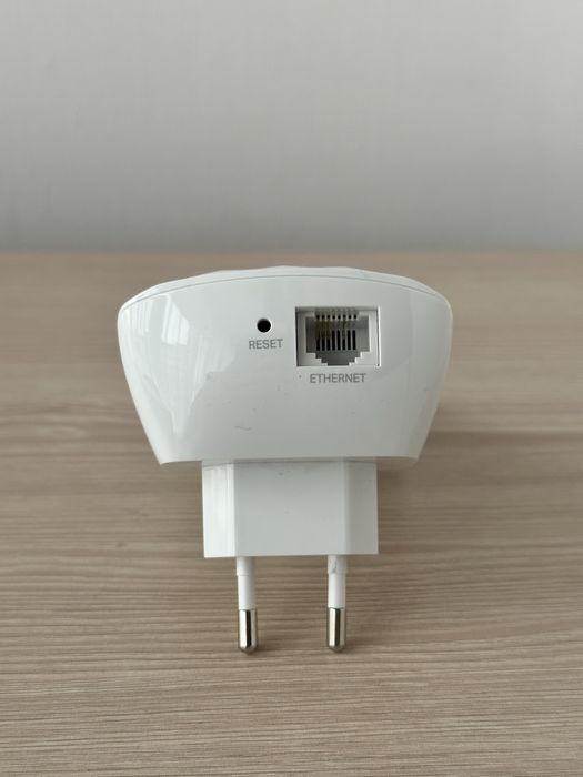 Ретранслятор WI-FI Tp-link AC750 RE200