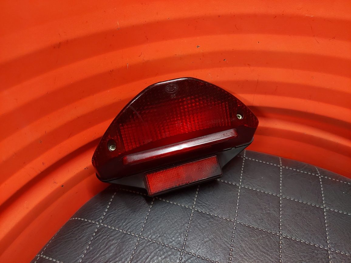 Lampa Aprilia RS50/125 tył tylna światło Reflektor Motorower Skuter