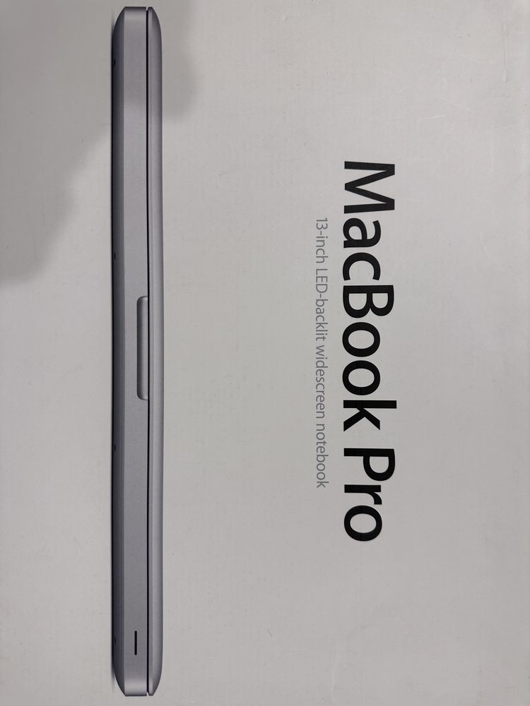 Vendo Apple Macbook Pro 13' * Sem Marcas de Uso *