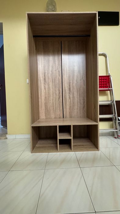 Móvel tipo closet/roupeiro