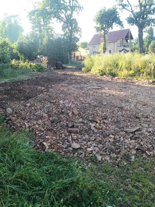 Oddam gruz naturalny (stare cegly, dachowki)