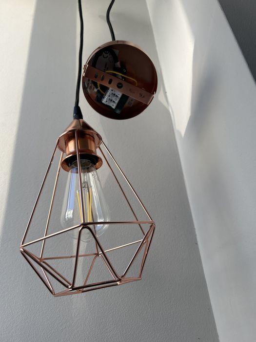 Lâmpada de teto / lamp