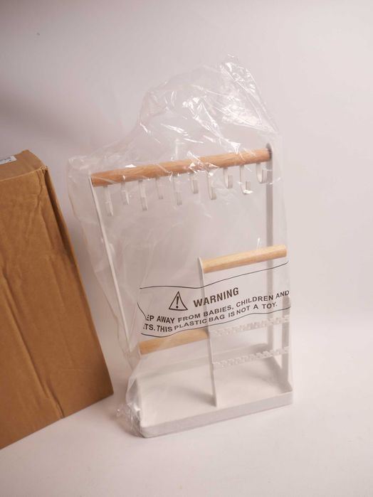 Металева підставка для прикрас з деревя'ними ручками