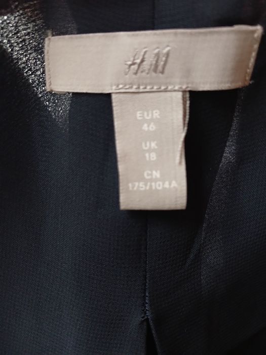 Красиве шифонове плаття,темно синього кольору.Розмір 50-52.