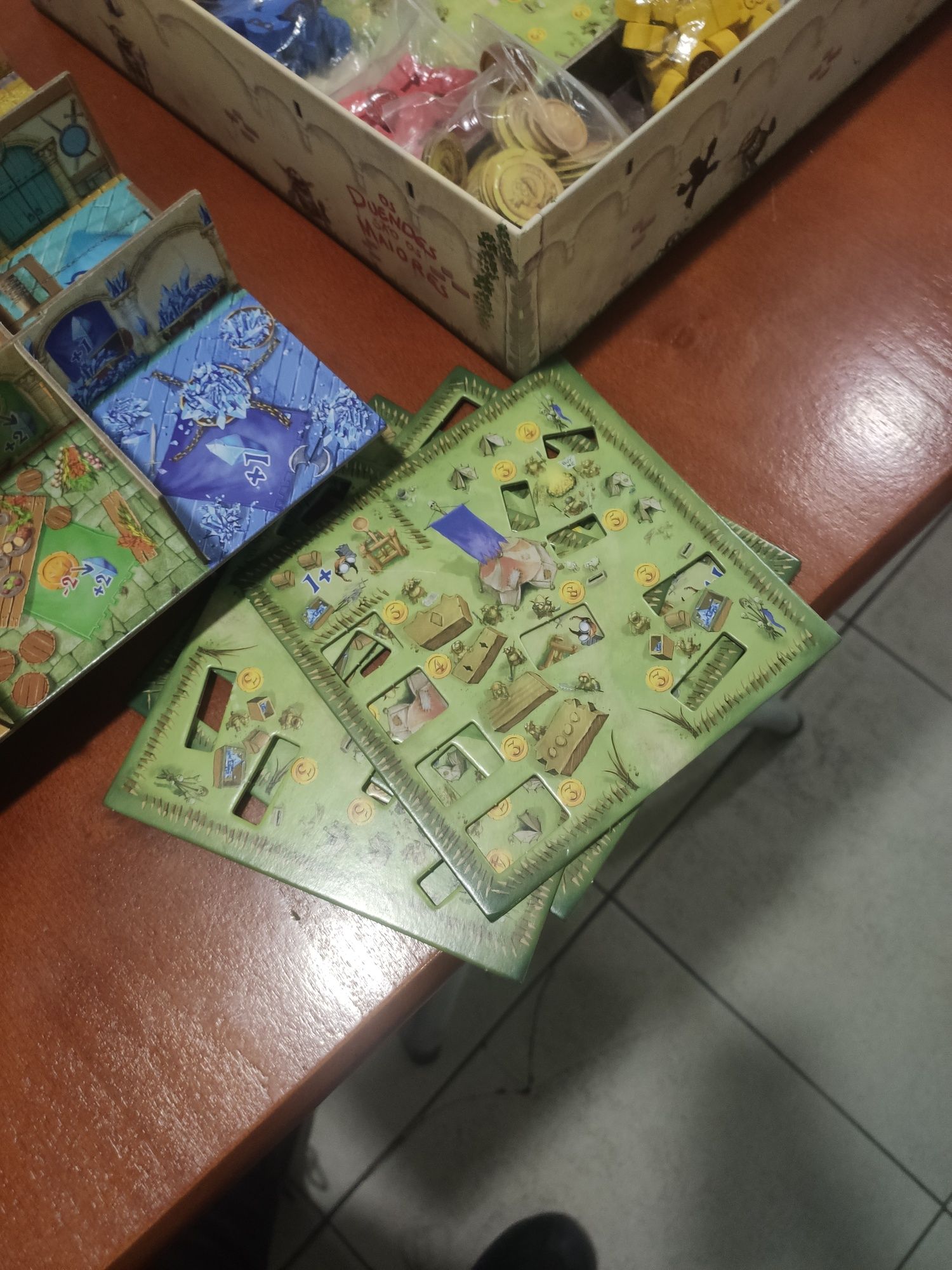 Jogo de tabuleiro- duendes voadores