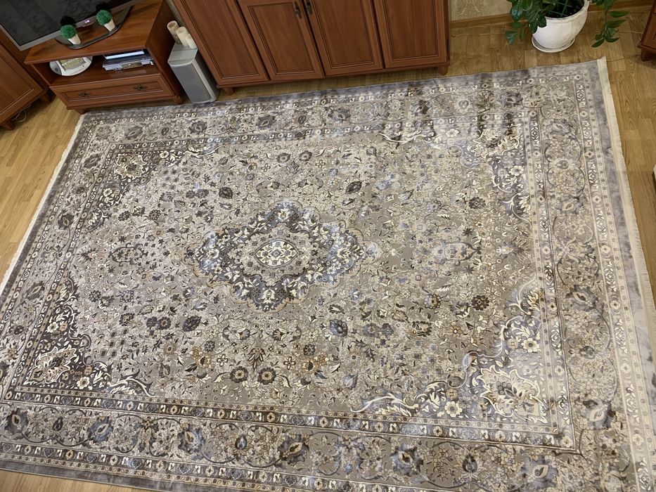 Килим сучасний,ковер