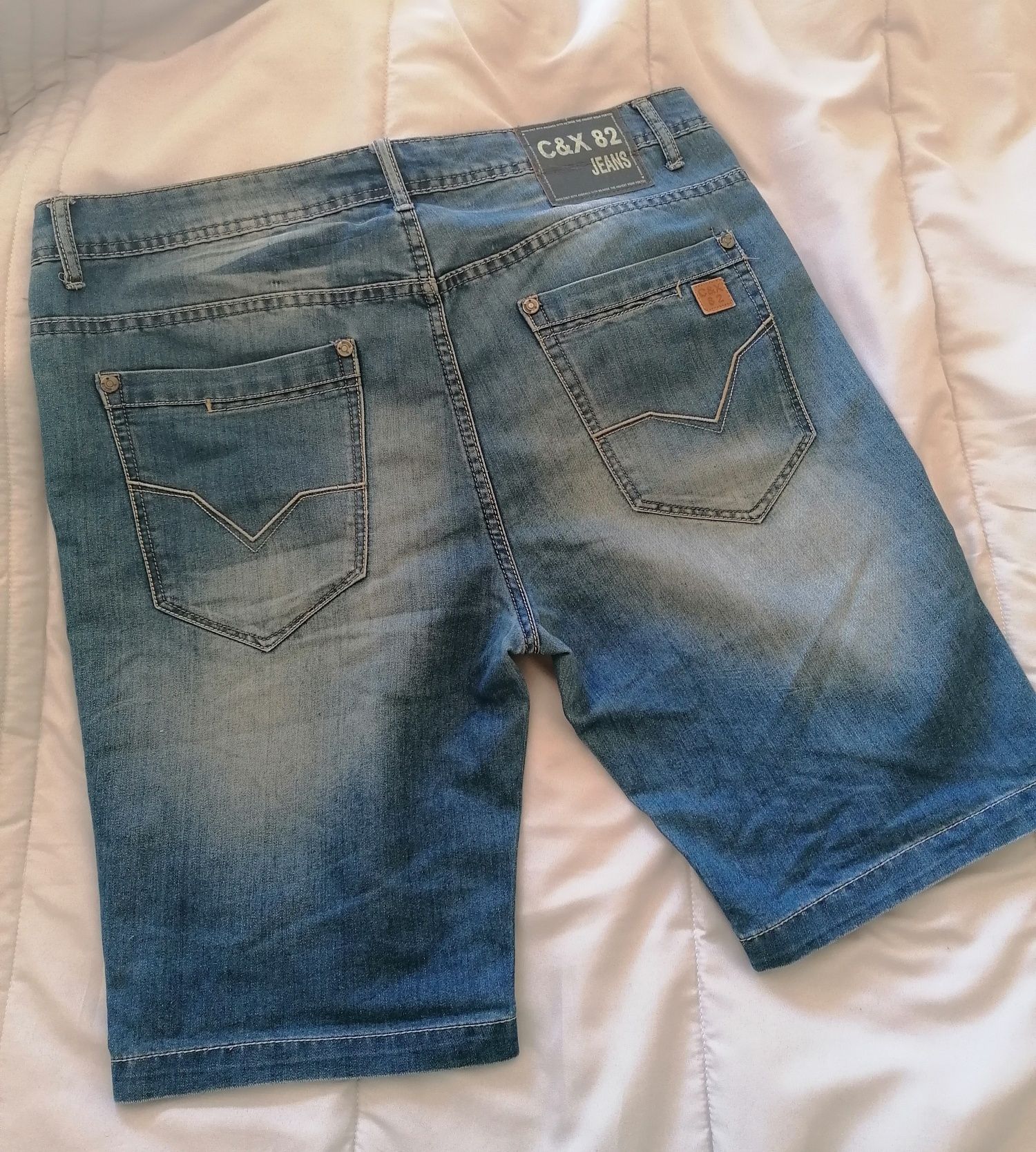 Bermudas de Ganga C&X 82 - Tamanho 48/50