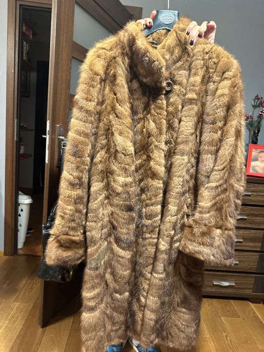 Futro z norek naturalne