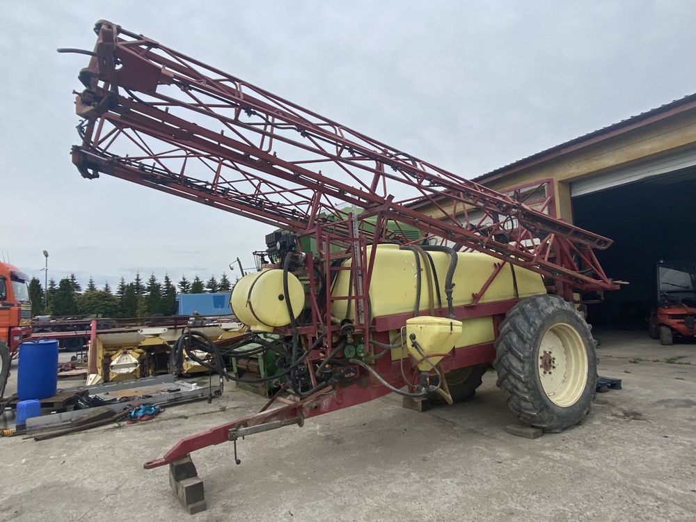 Opryskiwacz Hardi 28 m