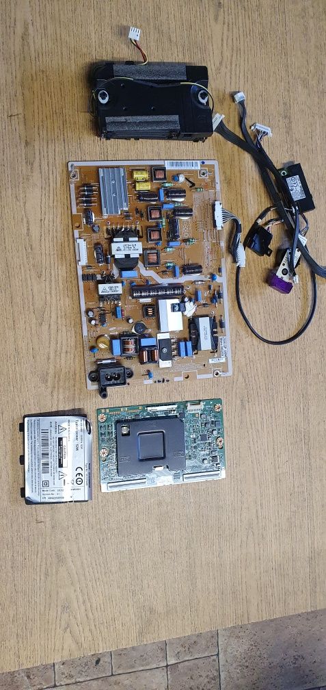 Płyta główna Samsung LE40D503F7W UE32F6400AW LG