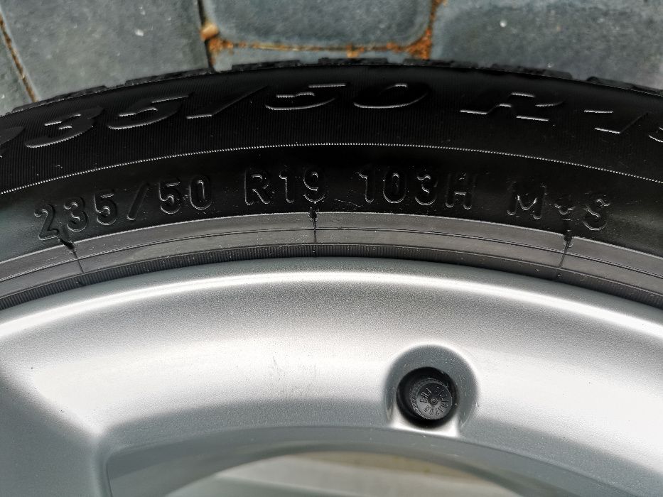 JAK NOWE Opony Pirelli Sottozero Winter 210 - 235/50/19