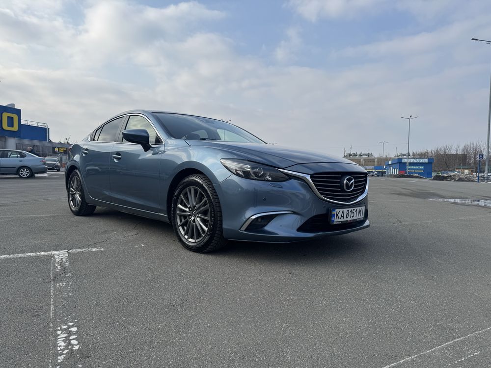 Автомобіль Mazda 6 2.2 дизель
