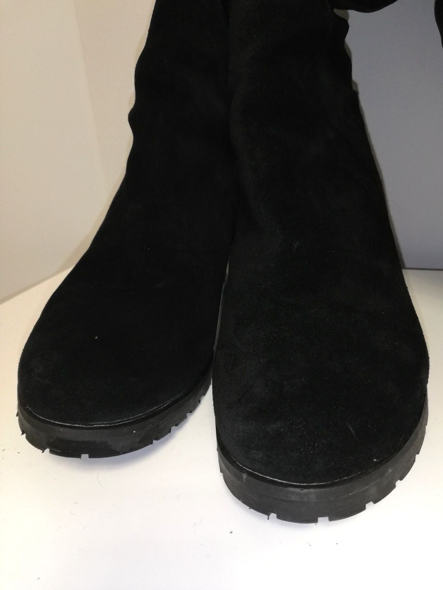 Жіноче зимове взуття 38 р/ зимові черевики чоботи/ ботфорти на каблуці