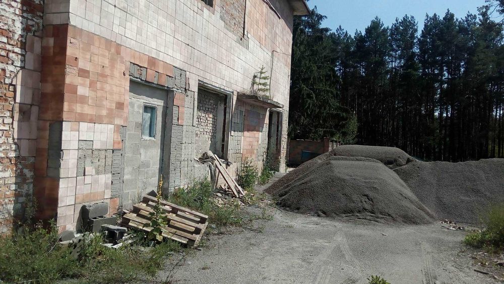 Адміністративно виробничий  корпус Льонозавода!