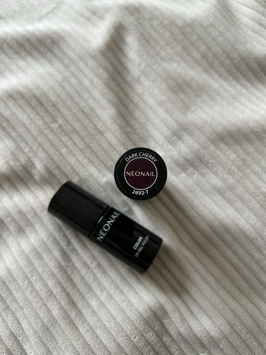 Lakier hybrydowy NeoNail Dark Cherry 2692-7