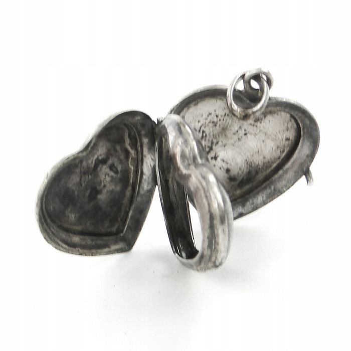 S3W sekretnik w kształcie serca