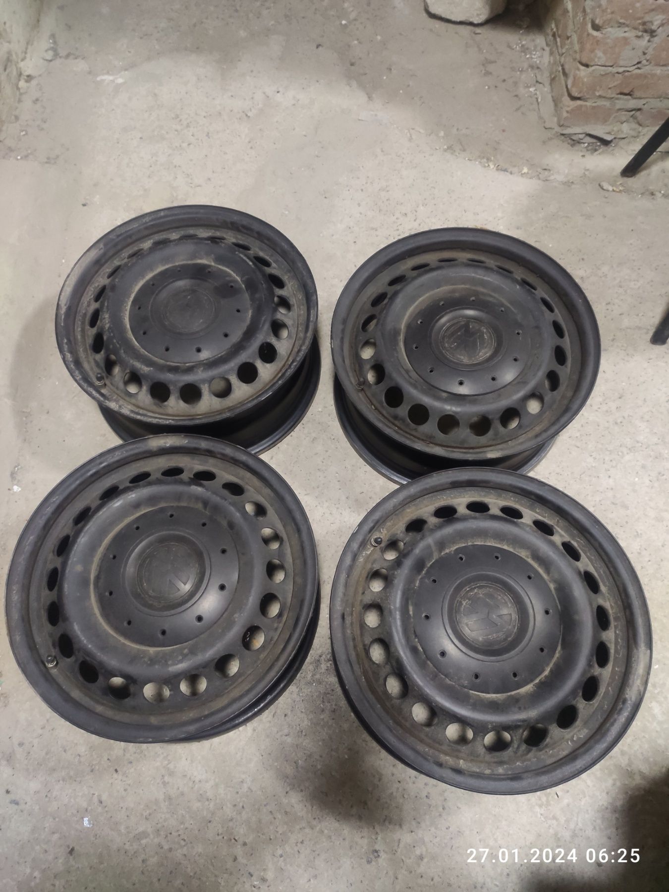 Фольксваген т5,VW T5 R-16 4 диски