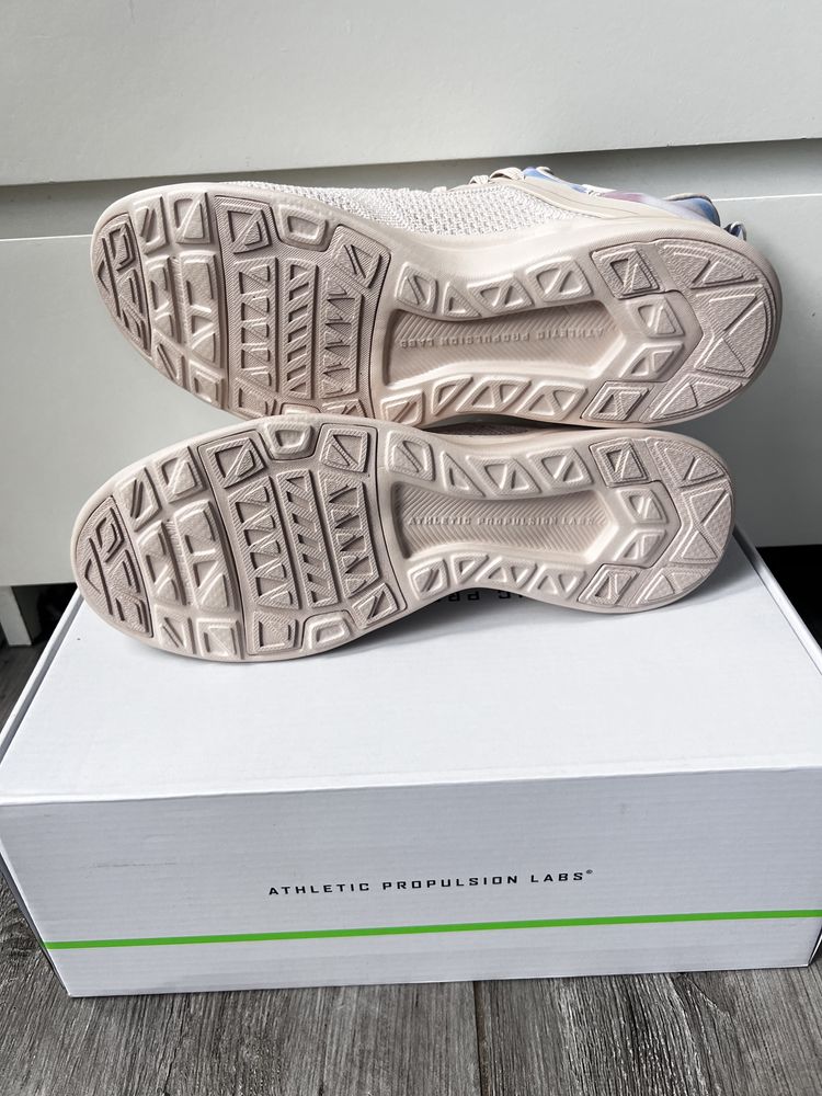 Buty damskie APL TRACER