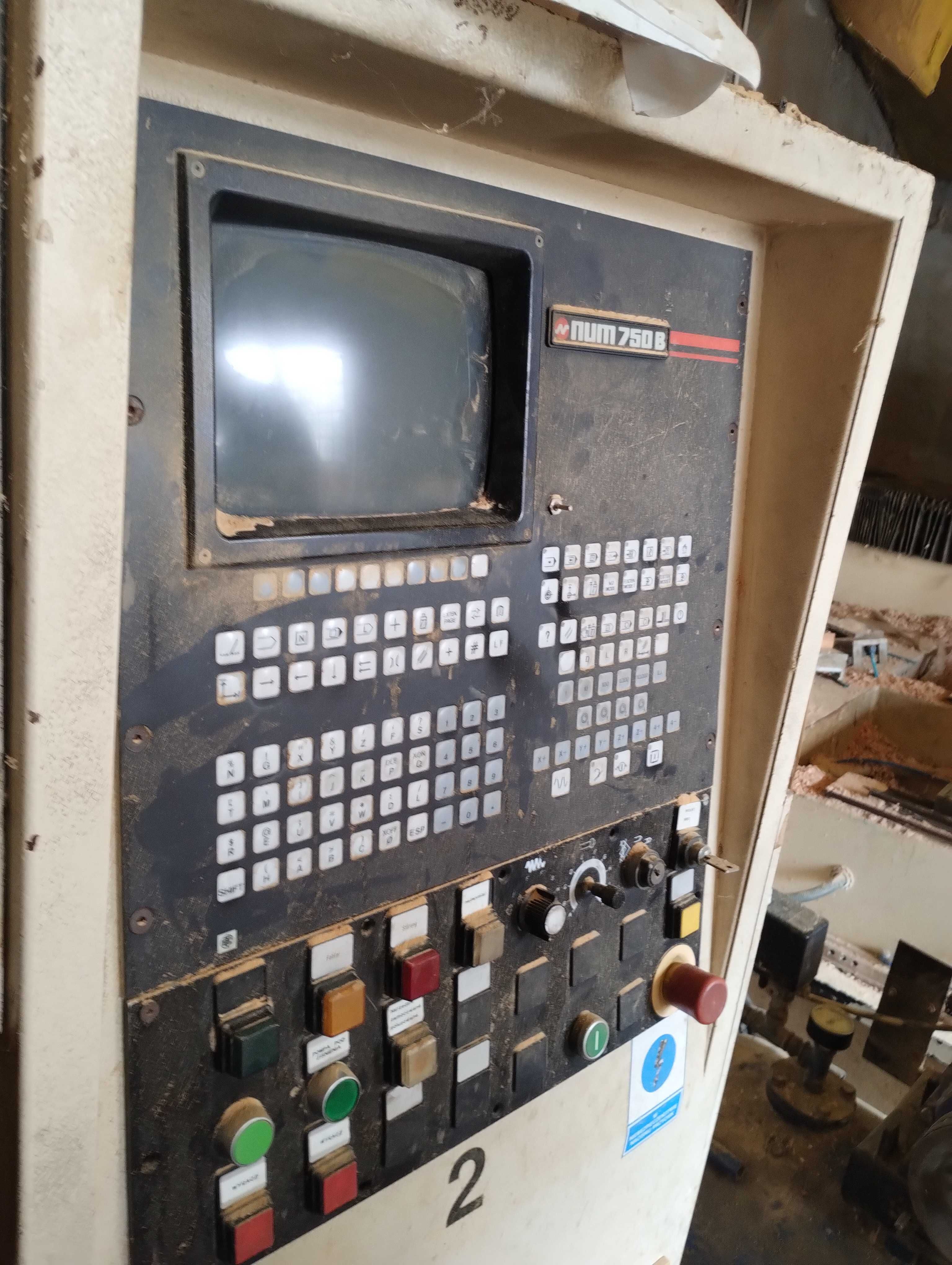 Frezarka  CNC na części NUM 750