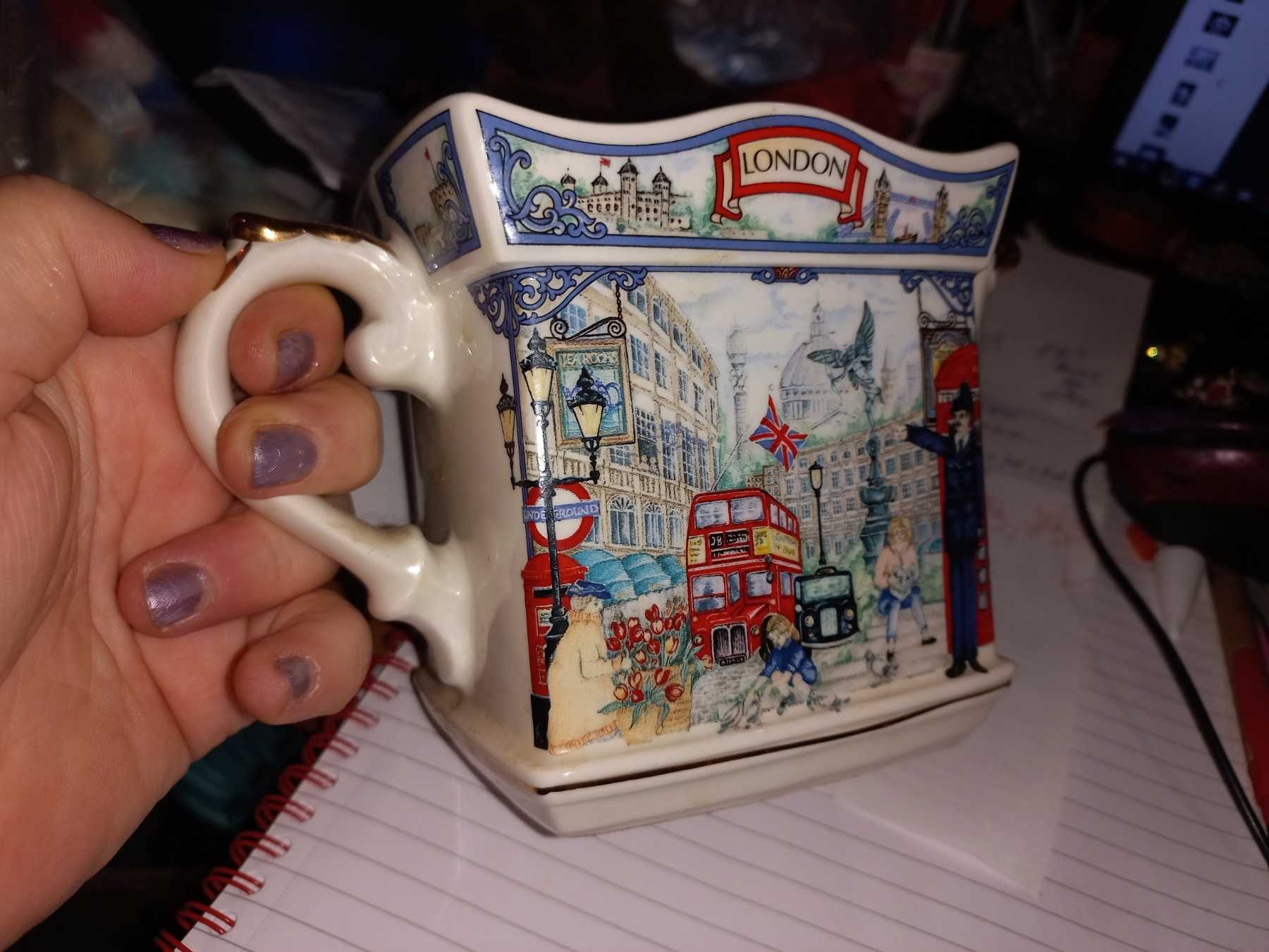 чайник заварник лондон Vintage Sadler Teapot 'London Heritage