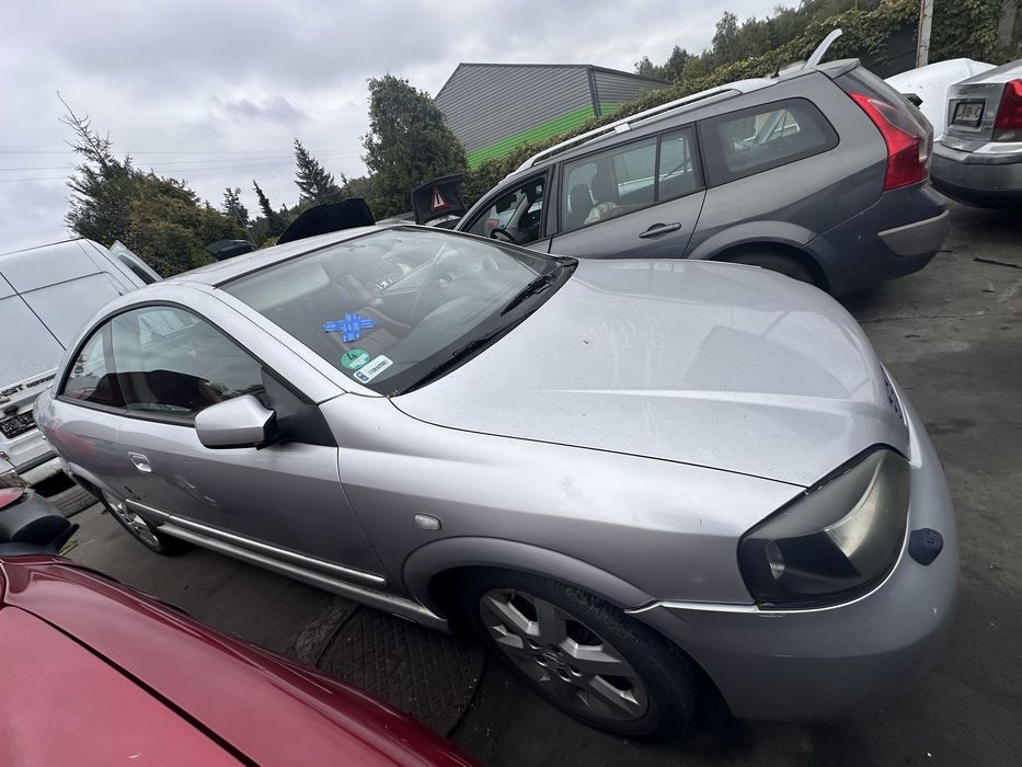 Części Opel Astra Bertone 1.8B 00r Z147 Lampa Zderzak Drzwi Maska