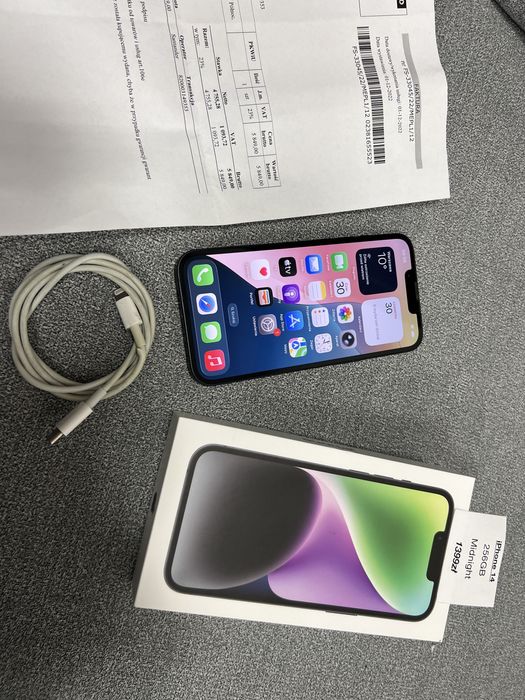 - iPhone 14 256GB - 100% baterii - komplet - gratisy