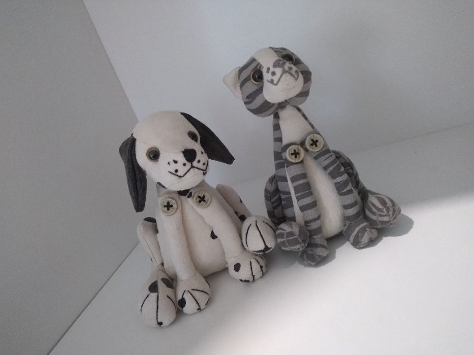 Maskotki Dora DESIGNS Pies + Kot/Przycisk do papieru