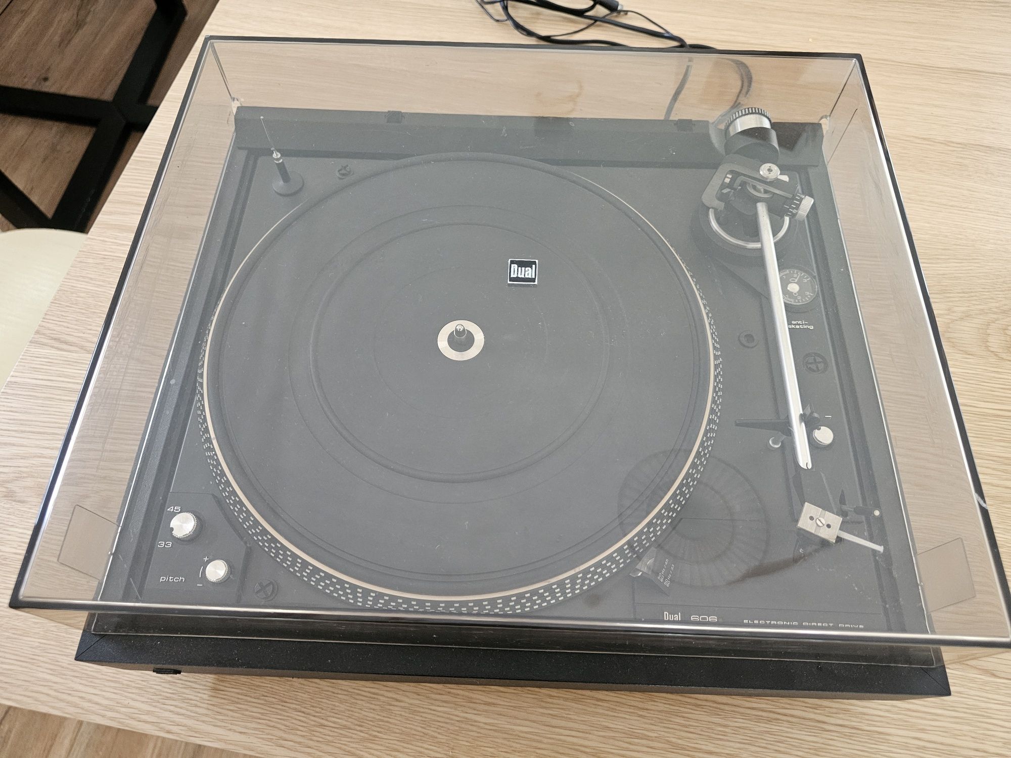 Gramofon Dual cs 606 direct drive