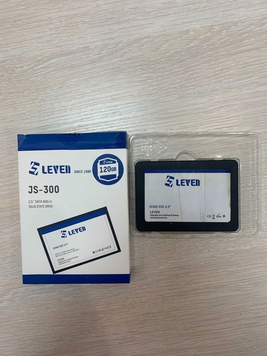 Накопичувач SSD 2.5" 120 GB LEVEN (JS300SSD120GB) - 2 штуки є