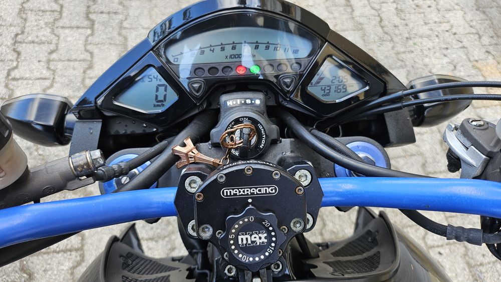 Honda cb 1000R impecável