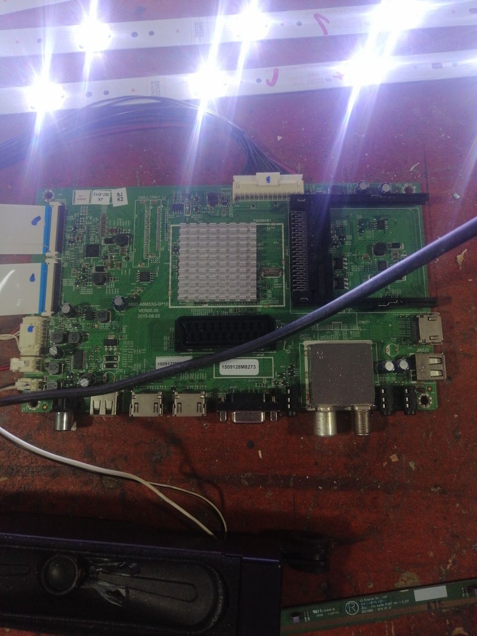 Placas e instalação completa de tv com colunas