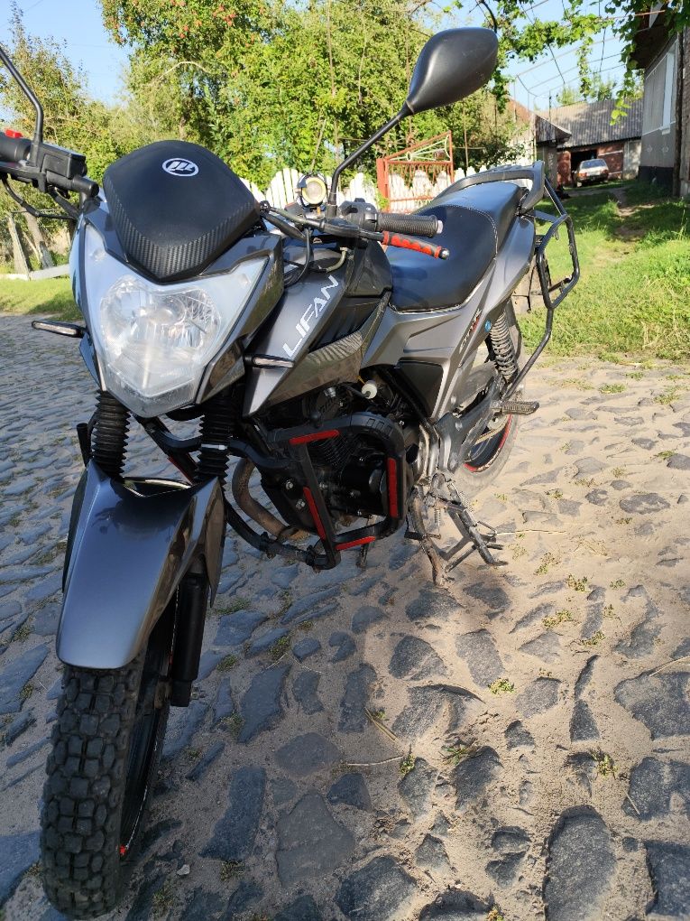 Lifan CityR 200  нова резина спереду і заду