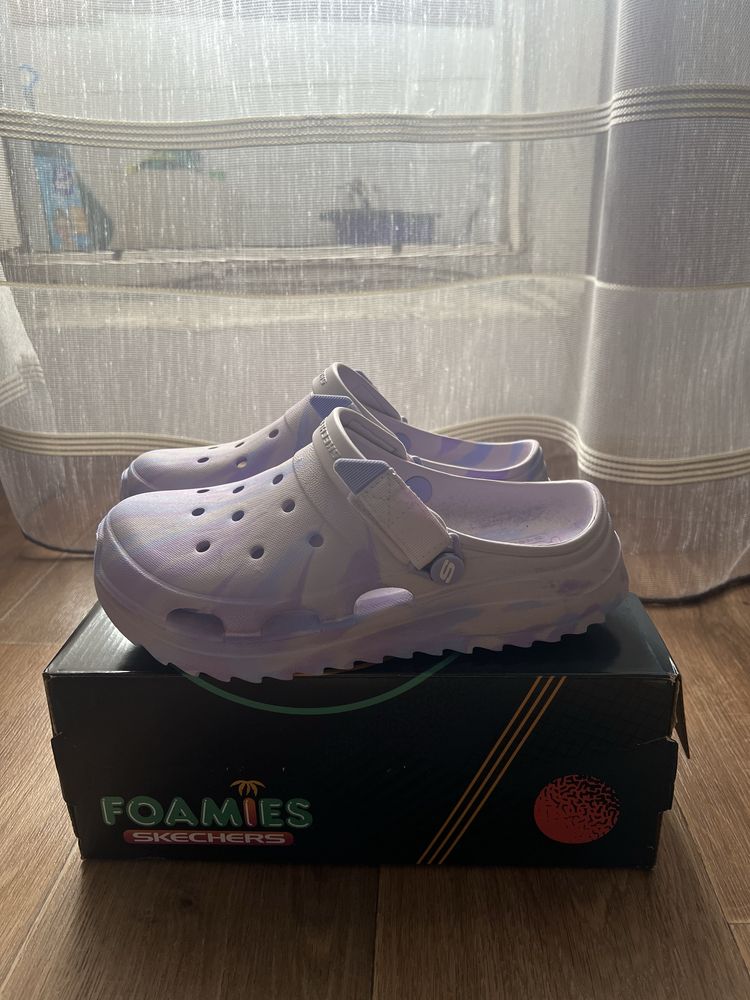 Продам тапочки крокси «SKECHERS»