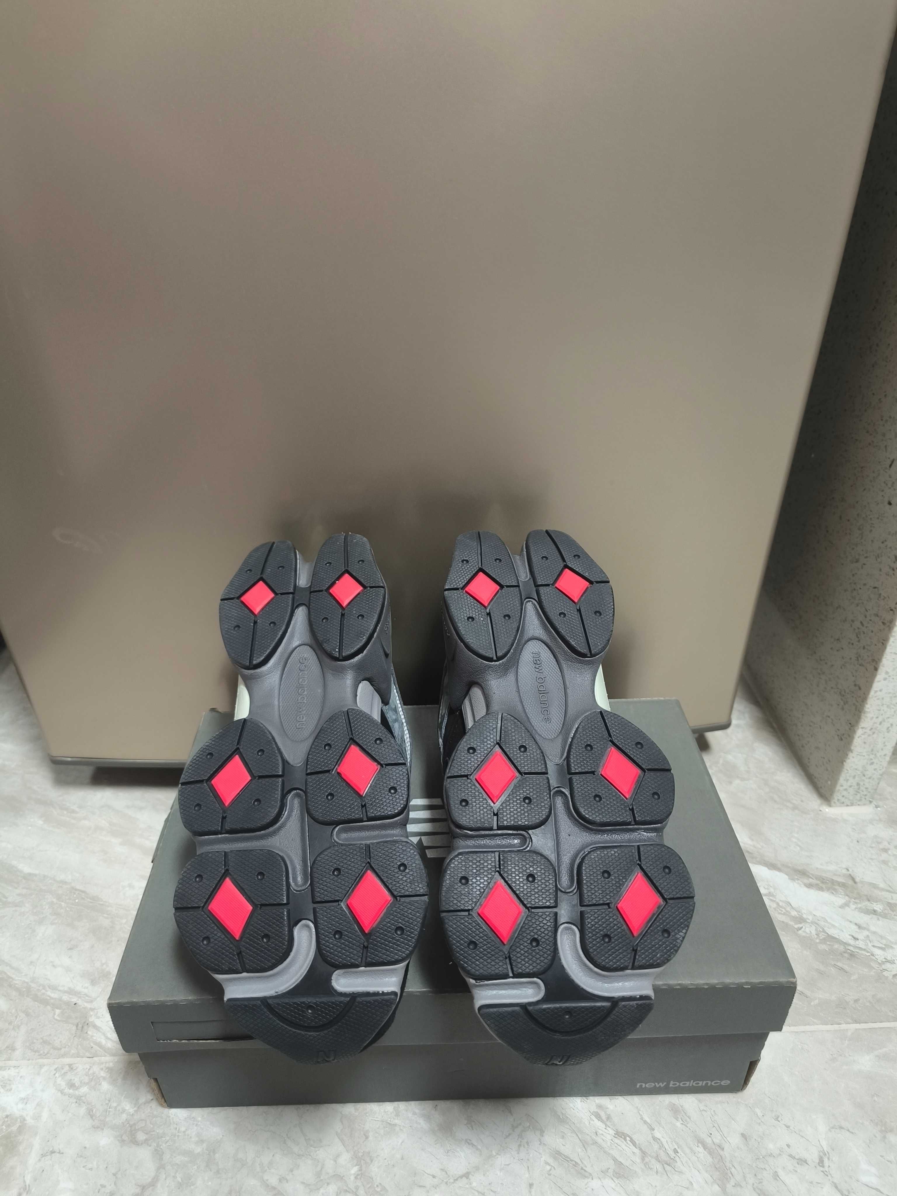 New Balance 9060 Black Castlerock Grey 37