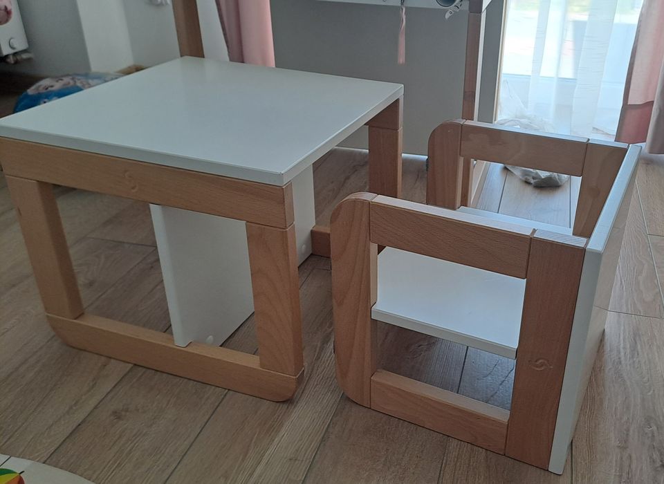 Stolik plus krzesełkq dla dziecka. Różne konfiguracje.