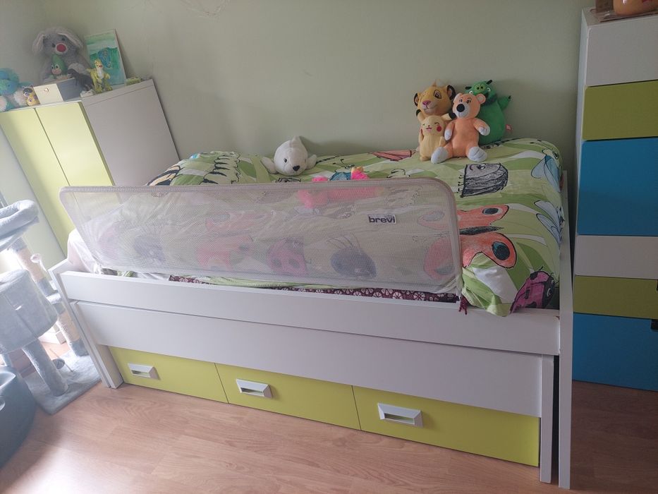 Quarto de criança com cama dupla