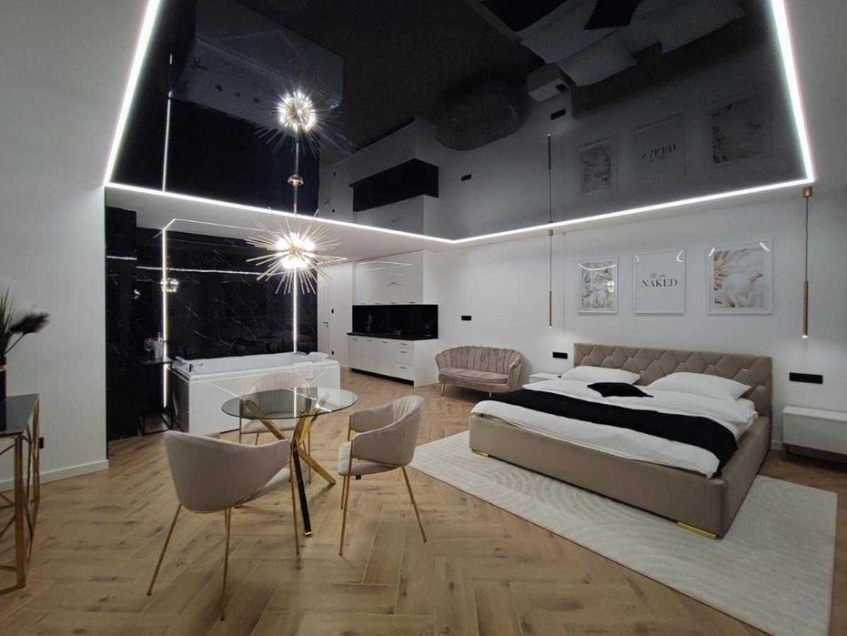 Stylowy Apartament z Wielką wanną z hydromasażem w centrum miasta!