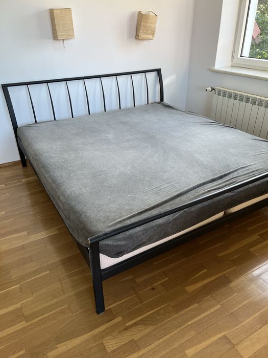 Piekne loze do sypialni 180 x 200 z dwoma materacami