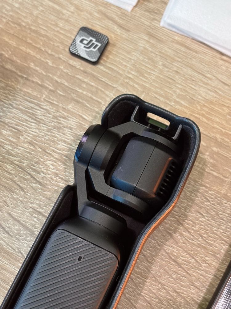 DJI Pocket 3 Creator Combo