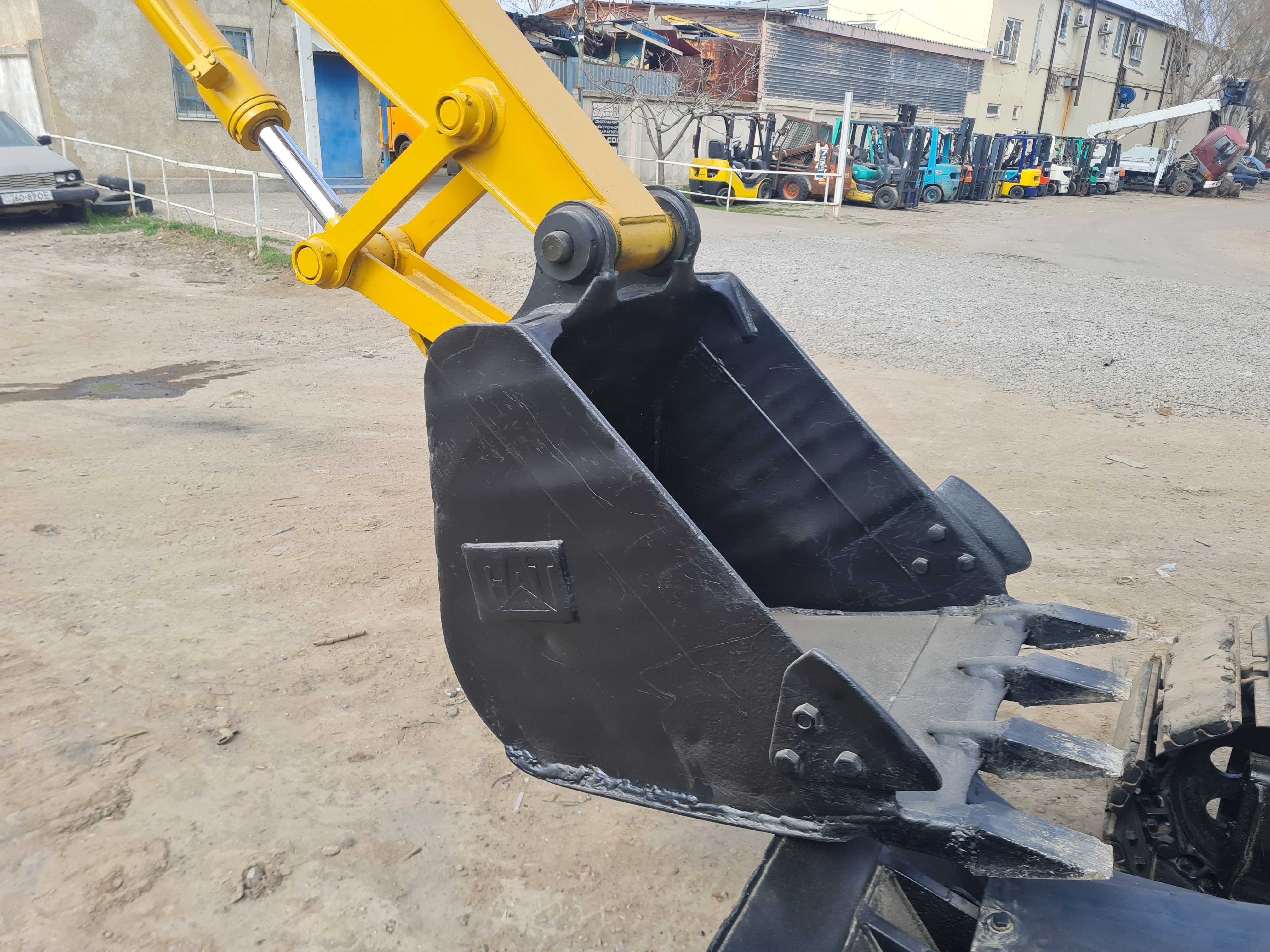Екскаватор CATERPILLAR 308C