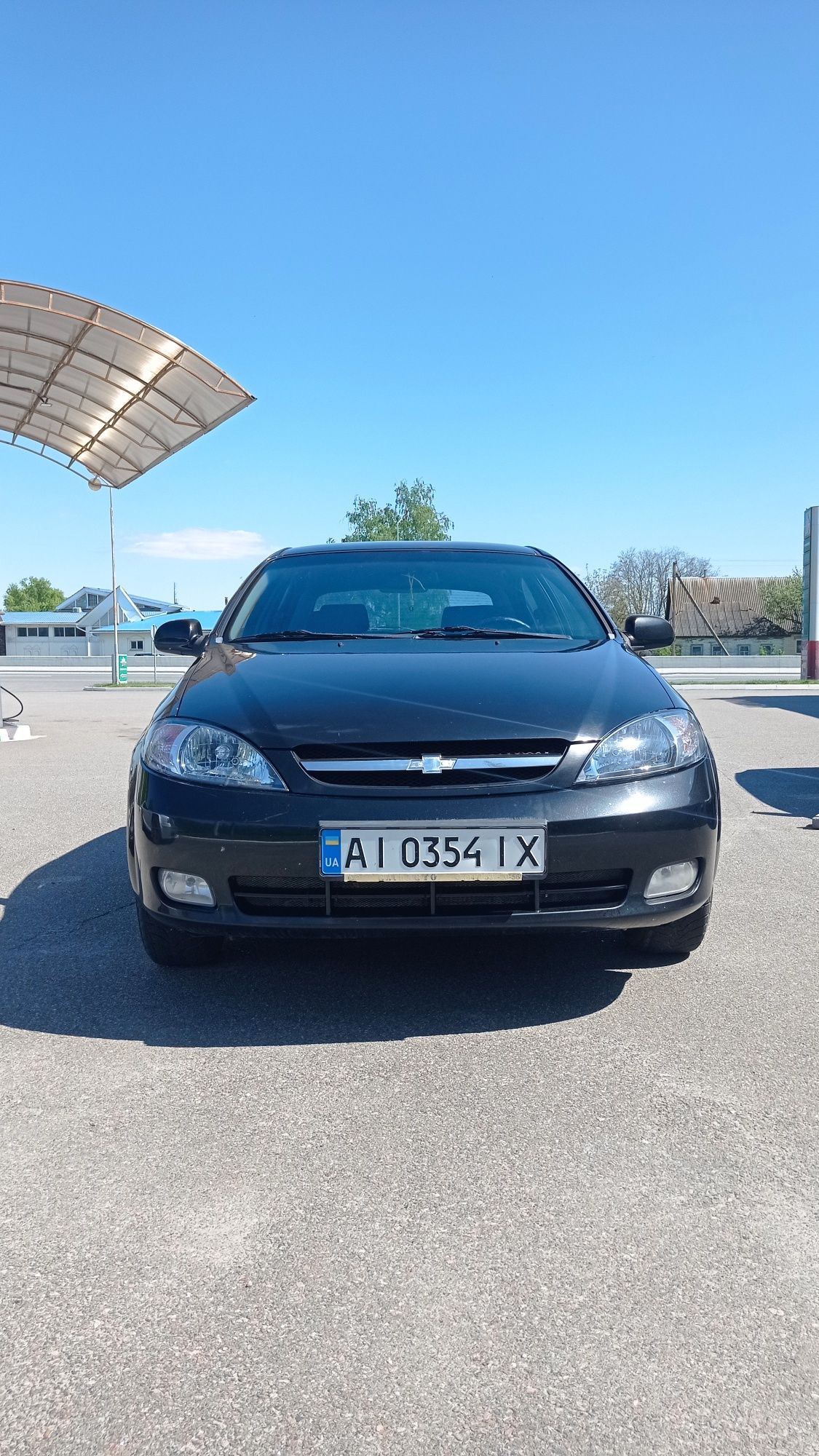 Продам Chevrolet Lacetti 1.8 АКПП в хорошому стані,газ бензин .Торг