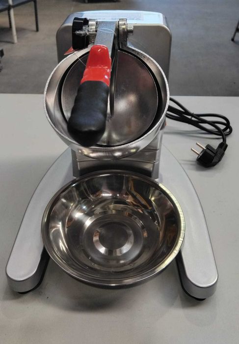 Máquina picar gelo - NOVA