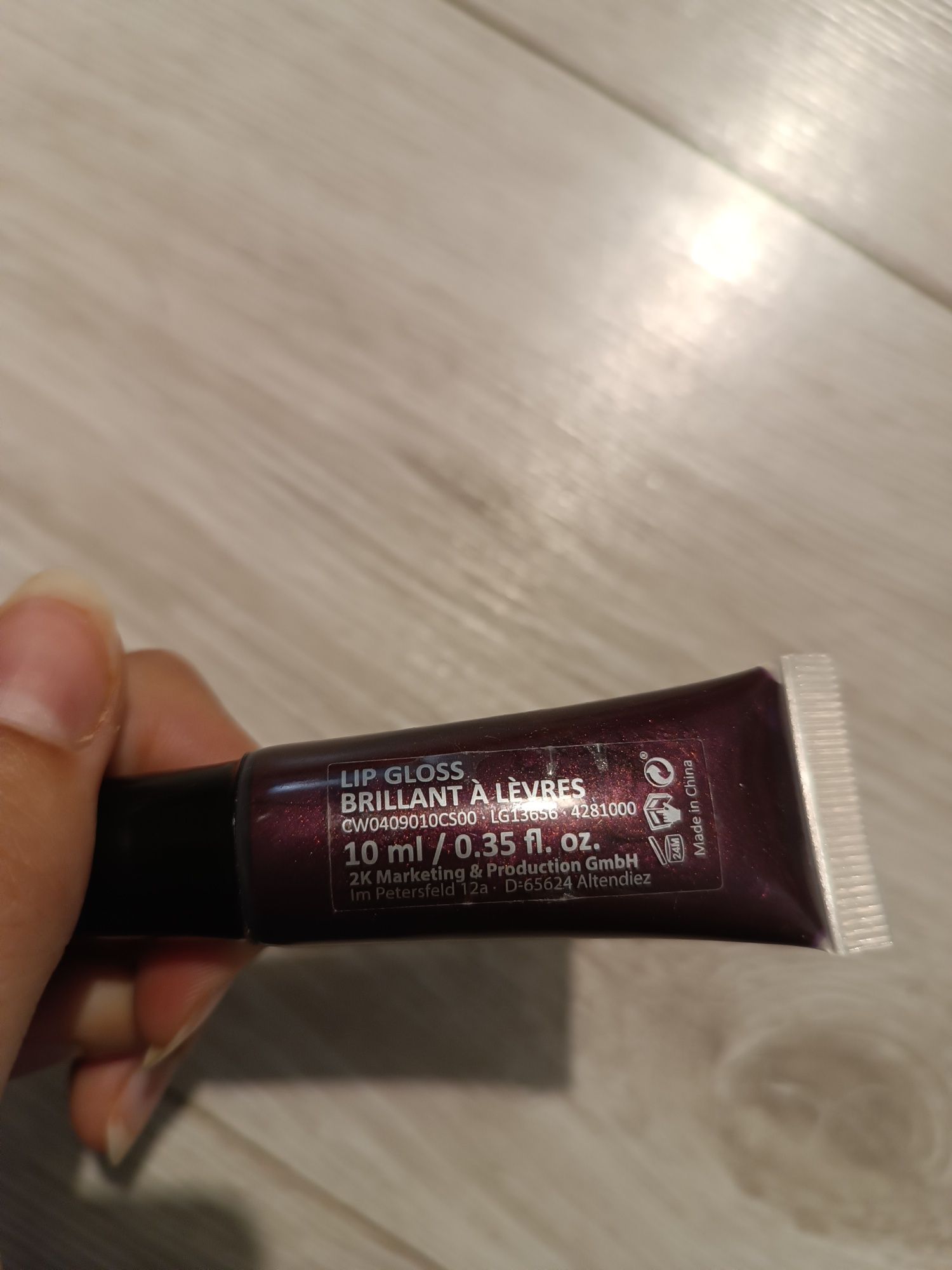 Błyszczyk bordowy szminka lip gloss